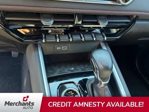 Used 2024 Chevrolet Colorado Z71 w/ Advanced Trailering Package AWD/4WD image 12