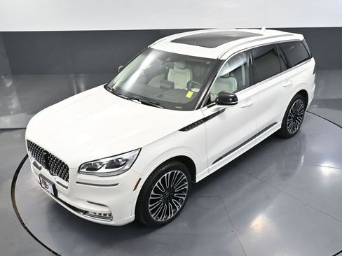 Used 2023 Lincoln Aviator Black Label w/ Dynamic Handling Package AWD/4WD image 66