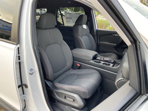 New 2026 Honda Pilot Sport image 19