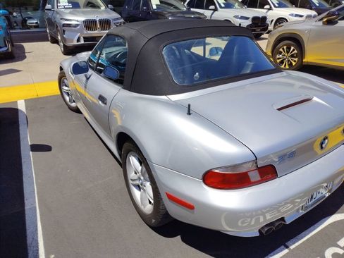 Used 2002 BMW Z3 2.5i RWD image 6