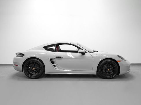 New 2025 Porsche 718 Cayman image 13