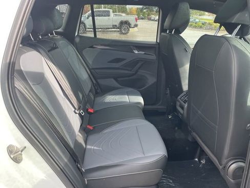 New 2026 Volkswagen Tiguan SE R-Line image 26