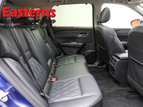 Used 2023 Nissan Rogue Platinum image 26