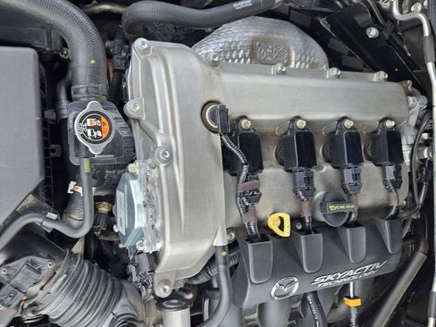 Used 2018 MAZDA MX-5 Miata Grand Touring RWD image 29