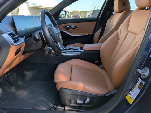 Certified 2023 BMW 330i Sedan w/ Driving Assistance Package image 28