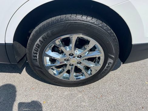 Used 2019 Chevrolet Equinox LT AWD/4WD image 14