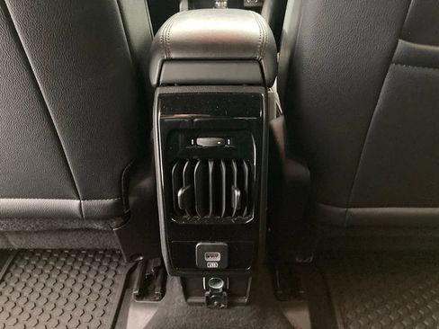 Used 2025 Jeep Compass Trailhawk AWD/4WD image 18