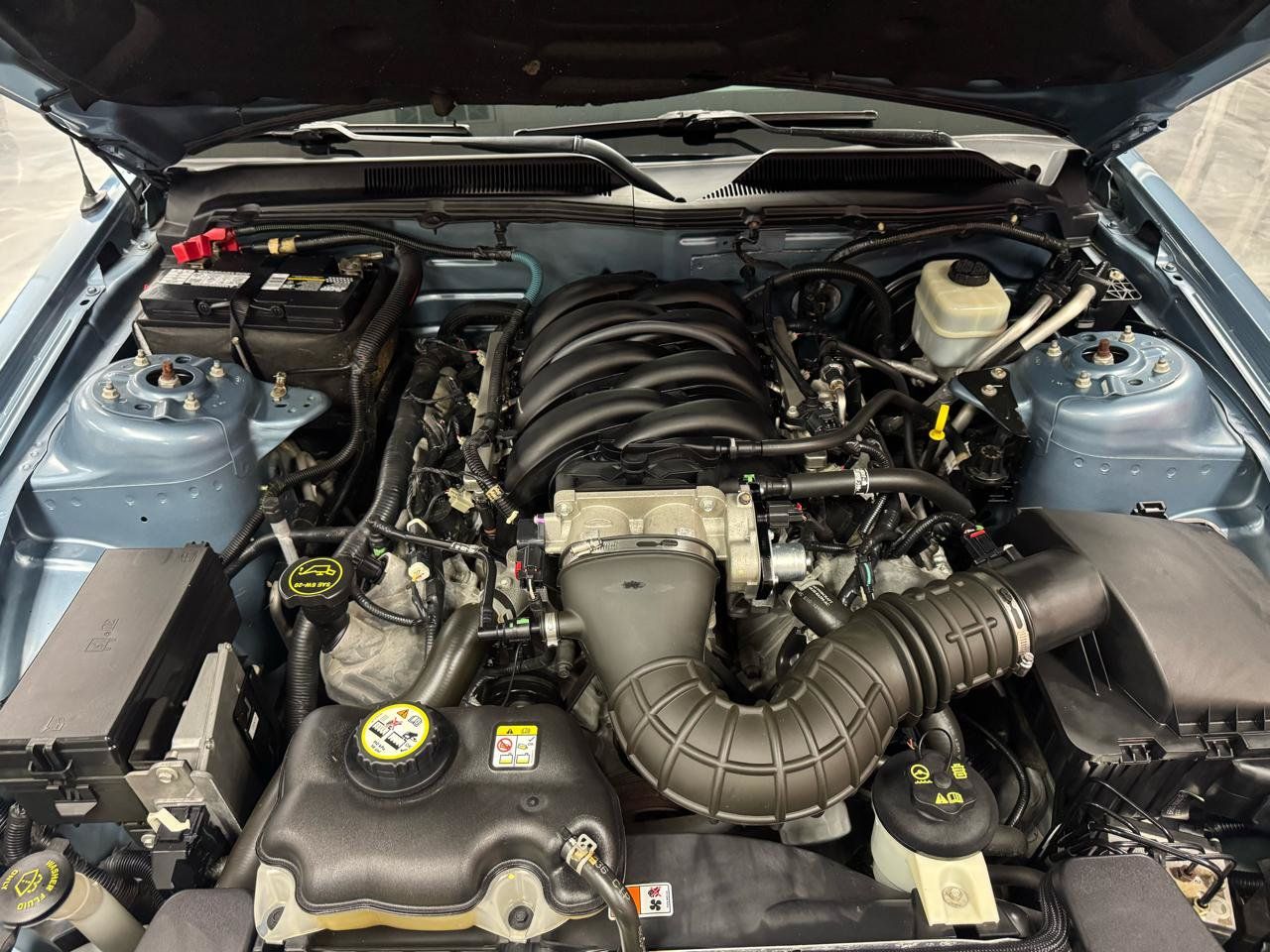 Used 2005 Ford Mustang GT Premium RWD image 19
