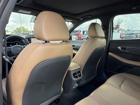 Used 2021 Hyundai Sonata Limited FWD image 16