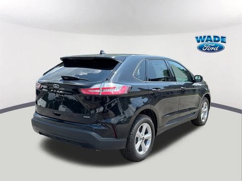 Used 2024 Ford Edge SE image 5
