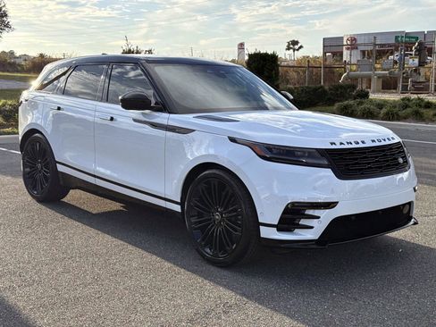 New 2026 Land Rover Range Rover Velar Dynamic SE AWD/4WD image 6