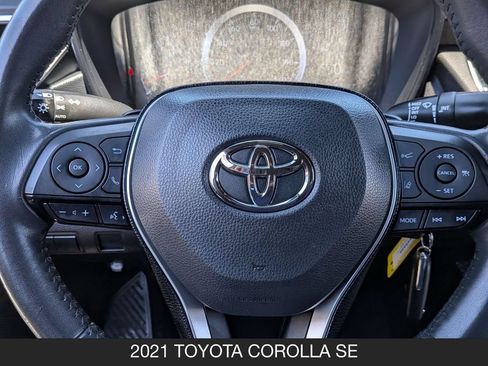 Used 2021 Toyota Corolla SE w/ Carpet Mat Package (TMS) FWD image 12