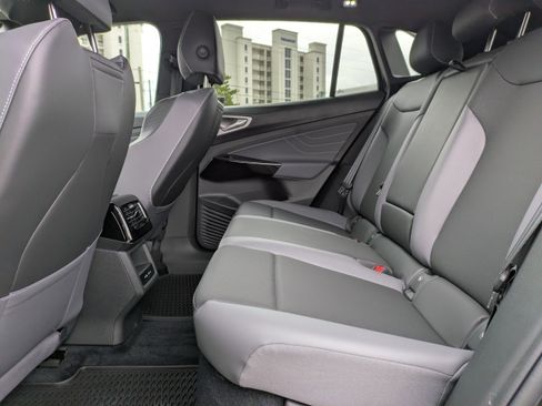 New 2026 Volkswagen ID.4 Pro S image 15