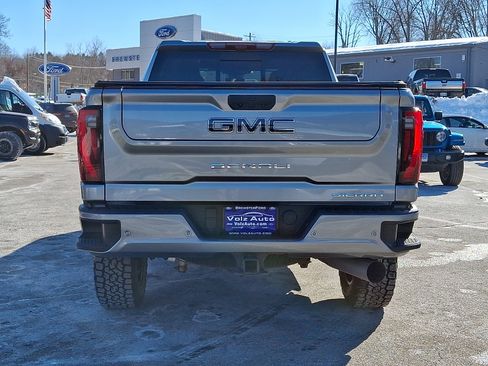 Used 2024 GMC Sierra 2500 Denali Ultimate w/ Snow Plow Prep/Camper Package image 9