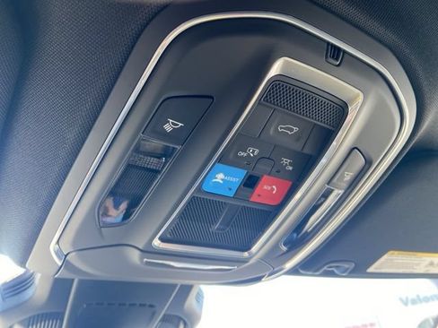 Certified 2026 Jeep Cherokee Limited AWD/4WD image 21