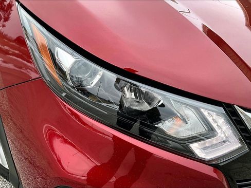 Used 2022 Nissan Rogue Sport SV image 27