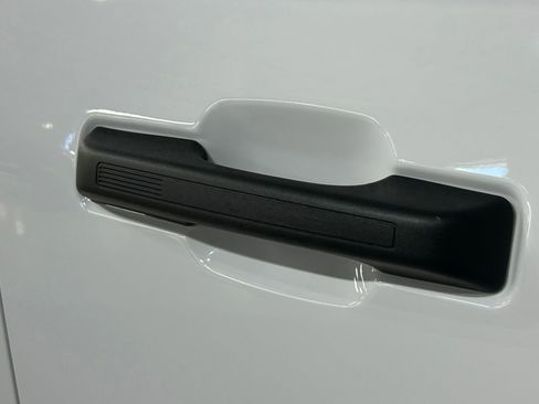 New 2026 Ford Maverick XL AWD/4WD image 15