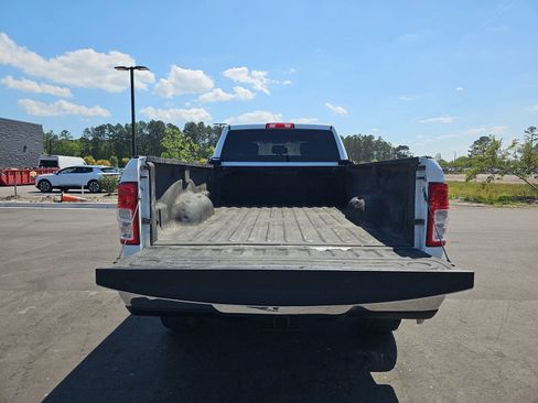 Used 2021 RAM 2500 Tradesman w/ Chrome Appearance Group image 14