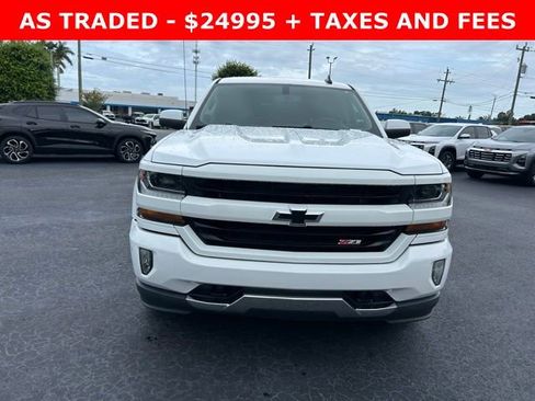 Used 2018 Chevrolet Silverado 1500 LT w/ All Star Edition AWD/4WD image 2