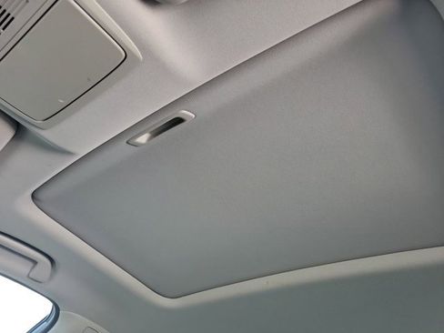 Used 2018 Honda Accord EX-L image 26