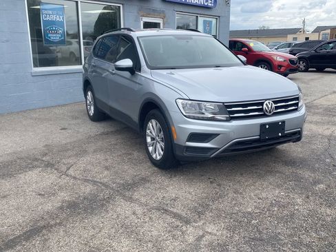 Used 2019 Volkswagen Tiguan S FWD image 3