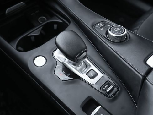 Certified 2023 INFINITI QX55 Essential image 15