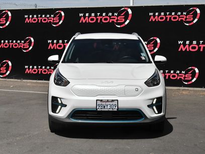 Used 2022 Kia Niro EX