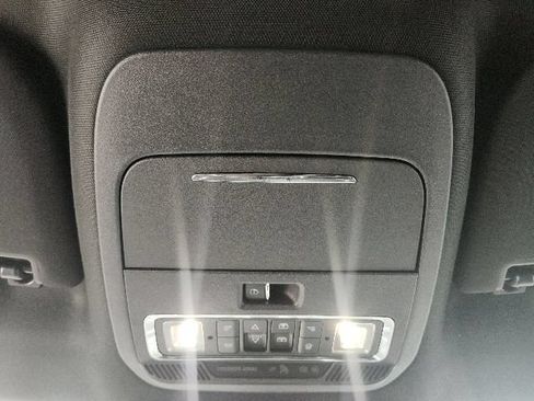Used 2023 Ford F150 Lariat w/ Equipment Group 502A High AWD/4WD image 18