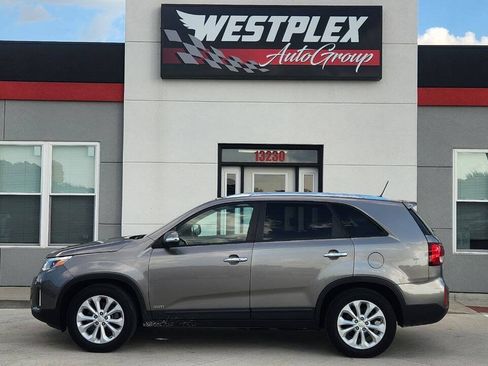 Used 2014 Kia Sorento EX w/ EX V6 Touring Package AWD/4WD image 31