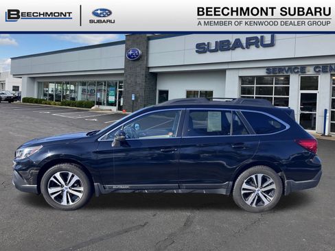 Used 2018 Subaru Outback 2.5i Limited image 4