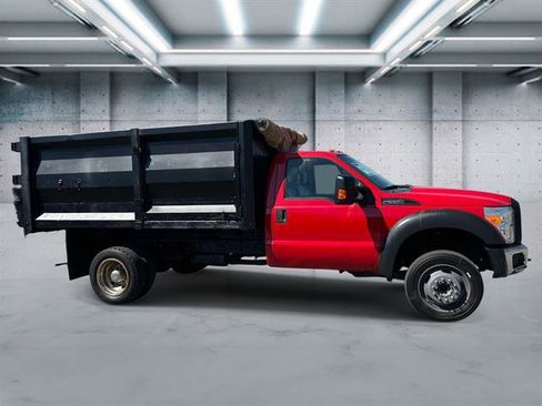 Used 2014 Ford F550 4x4 Regular Cab Super Duty image 3