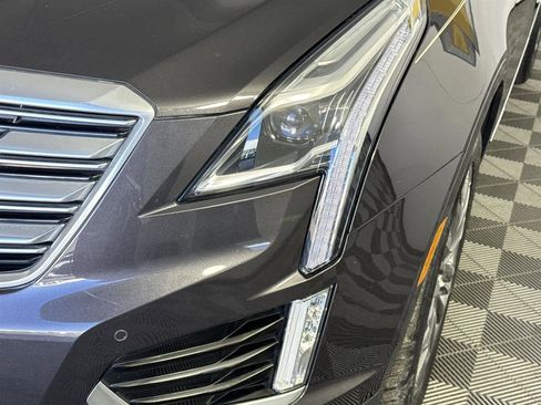Used 2018 Cadillac XT5 Premium Luxury image 9