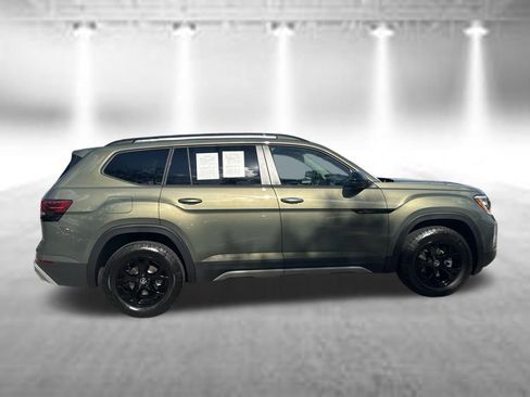 Used 2026 Volkswagen Atlas Peak Edition AWD/4WD image 6