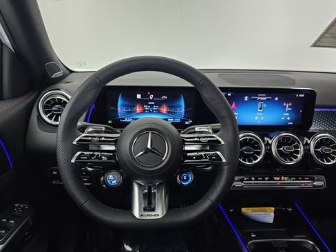 New 2026 Mercedes-Benz GLB 35 AMG 4MATIC image 6