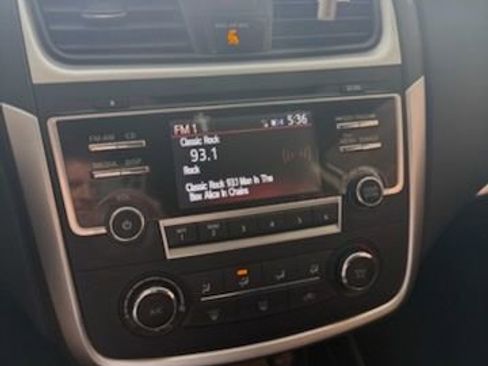 Used 2017 Nissan Altima 2.5 S w/ Power Driver Seat Package image 11