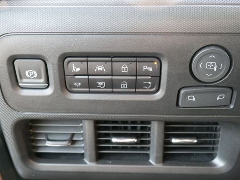 New 2025 Chevrolet Brightdrop 600 w/ Power Door Package image 28