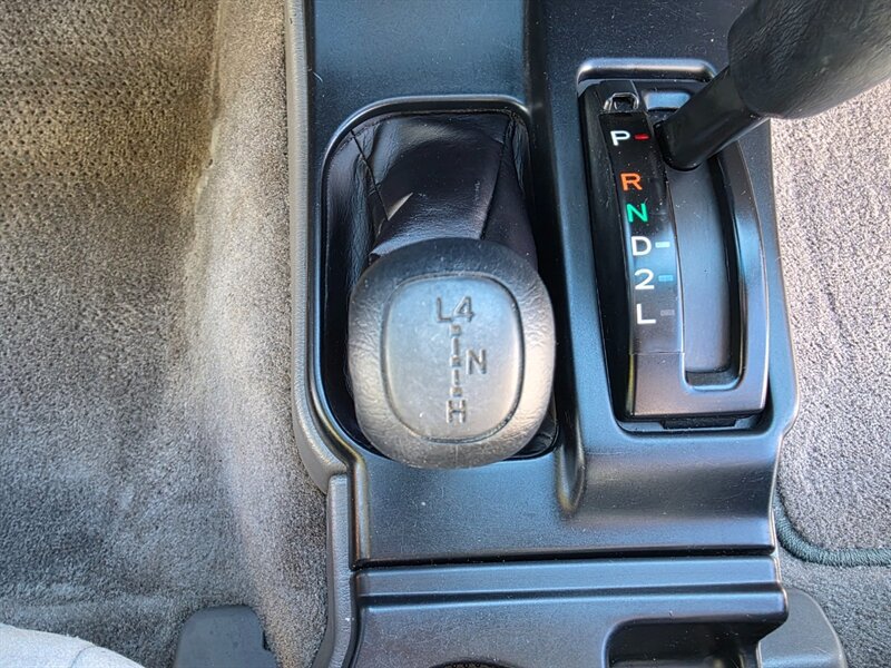 Used 2001 Toyota 4Runner SR5 AWD/4WD image 20