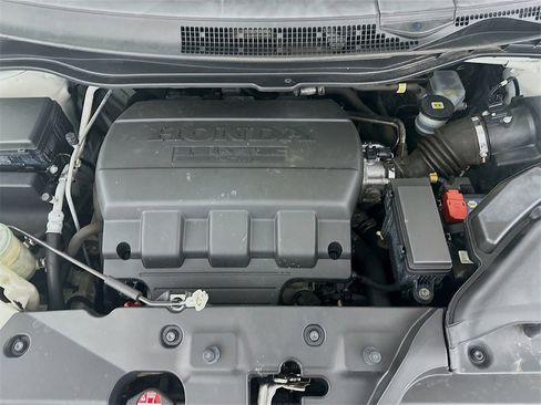 Used 2016 Honda Odyssey SE image 32
