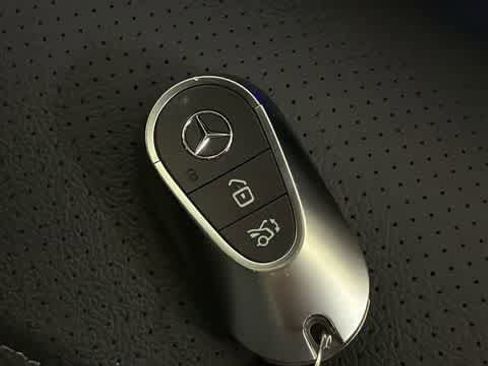 Certified 2026 Mercedes-Benz GLC 300 4MATIC image 36