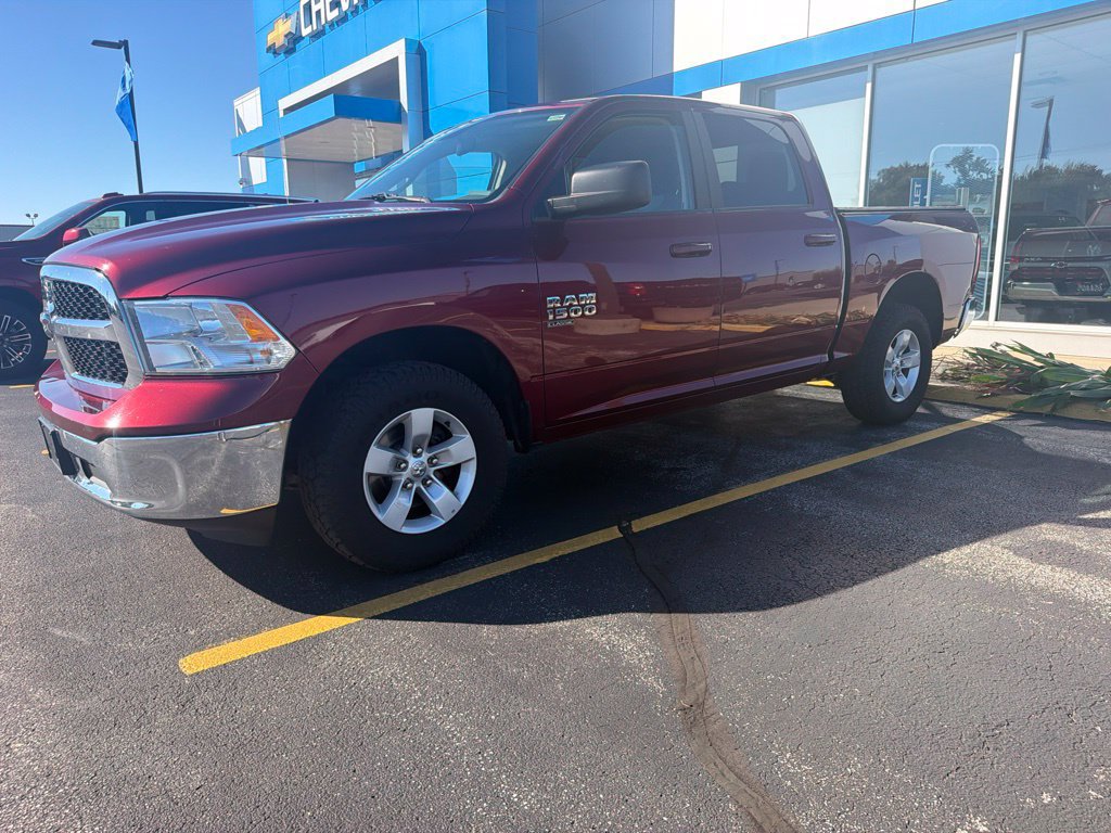 Used 2021 RAM 1500 Classic SLT AWD/4WD image 1