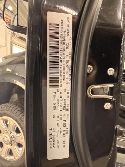 Used 2018 RAM 2500 Laramie w/ Sport Appearance Group AWD/4WD image 11