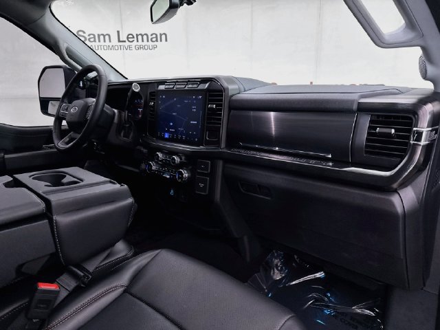 Used 2024 Ford F250 Lariat w/ Tremor Off-Road Package AWD/4WD image 30
