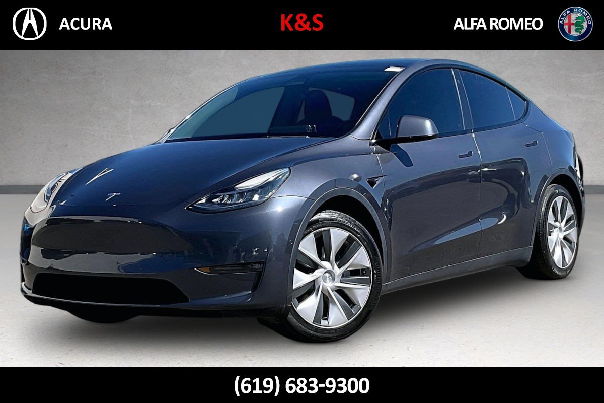 Used 2022 Tesla Model Y Long Range AWD/4WD image 1