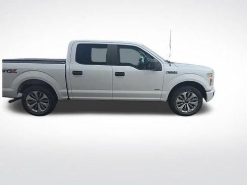Used 2017 Ford F150 XL w/ Equipment Group 101A Mid RWD image 8
