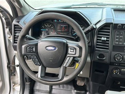 Used 2017 Ford F150 XL w/ Equipment Group 101A Mid image 23