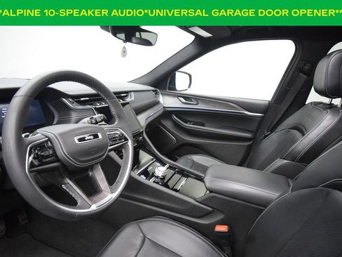 Used 2023 Jeep Grand Cherokee L Overland AWD/4WD image 11
