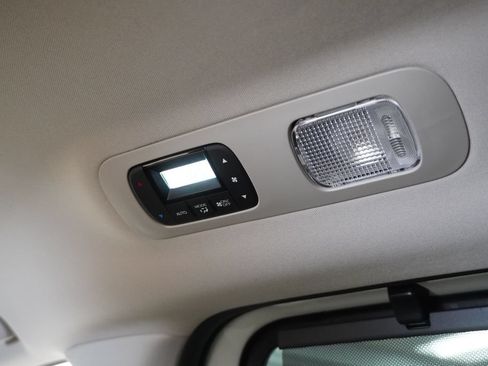 Used 2026 Honda Odyssey Touring image 29