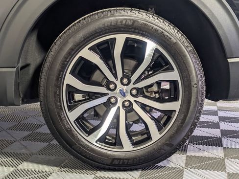 Certified 2025 Ford Explorer ST-Line image 26