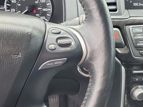 Used 2020 Nissan Pathfinder SL w/ Rock Creek Edition image 12