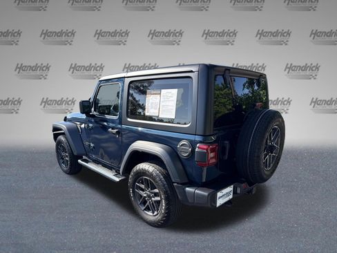 Used 2025 Jeep Wrangler Sport image 7